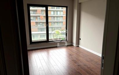 CB BLACK'TEN BALAT PANULA SİTESİNDE 4+1 KİRALIK DAİRE