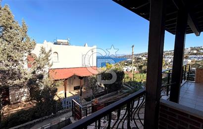 Yalıkavakta Özel Plajlı, Havuzlu Site İçinde 3+1 Yazlık