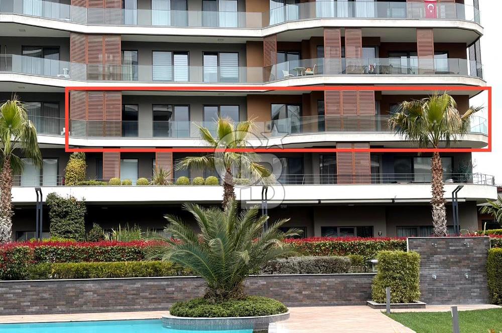 CB BLACK'TEN BALAT PANULA SİTESİNDE 4+1 KİRALIK DAİRE