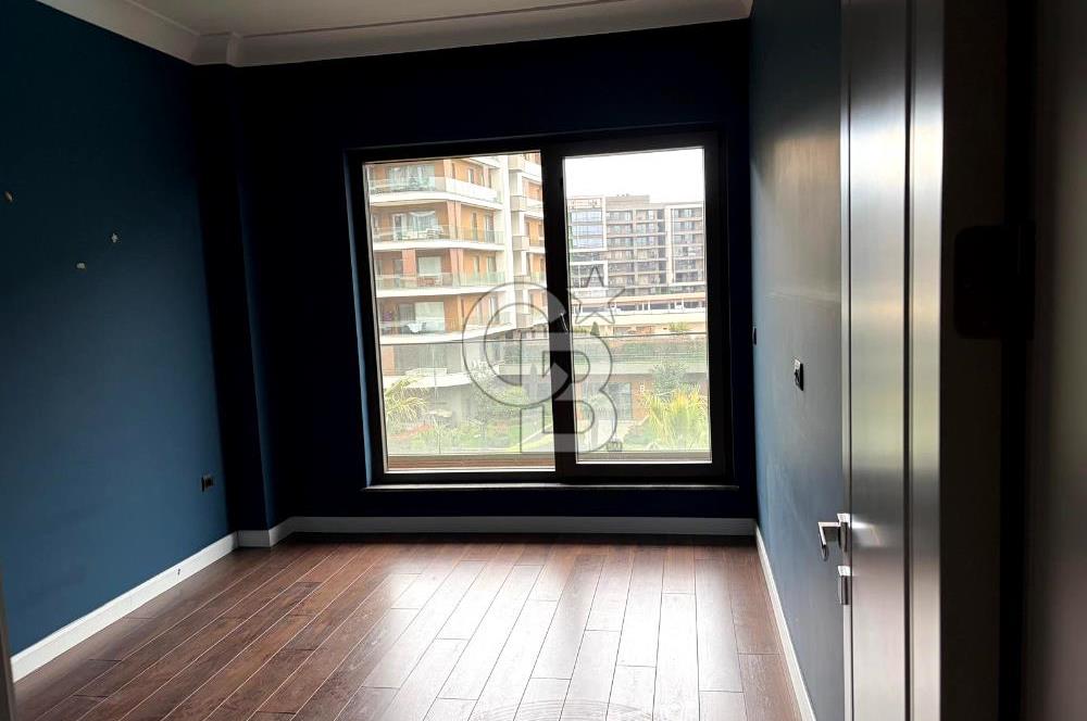 CB BLACK'TEN BALAT PANULA SİTESİNDE 4+1 KİRALIK DAİRE