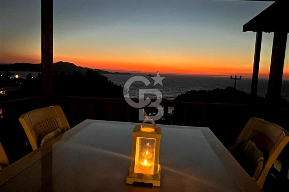 Yalıkavakta 2+1 Plajlı Deniz Manzaralı Eşyalı Kiralık Dubleks