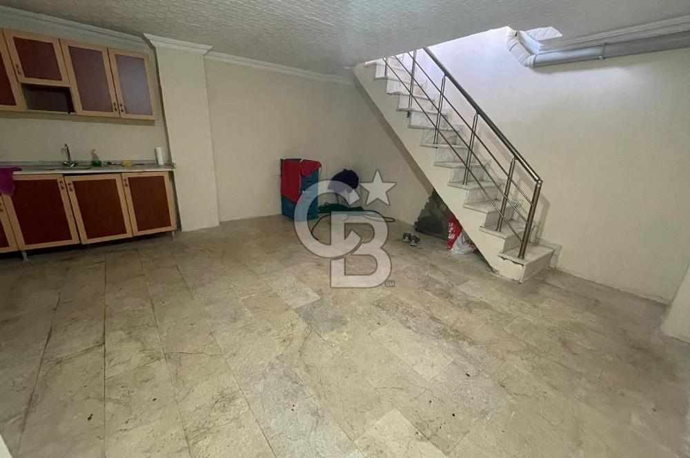 Kartal topselvi de 120m2 satılık dükkan 