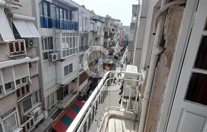 KARŞIYAKA ÇARŞI İÇİNDE 2+1 KLASİK 80 m2 ARAKAT DAİRE