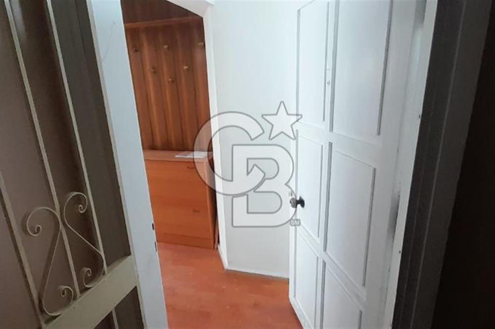 KARŞIYAKA ÇARŞI İÇİNDE 2+1 KLASİK 80 m2 ARAKAT DAİRE