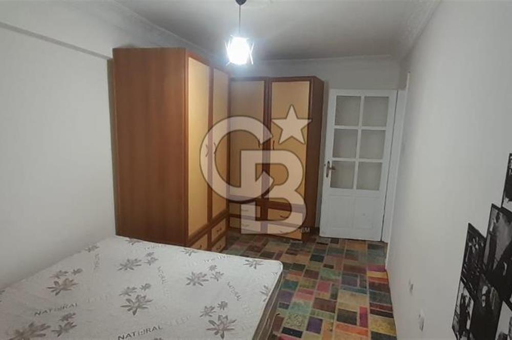 KARŞIYAKA ÇARŞI İÇİNDE 2+1 KLASİK 80 m2 ARAKAT DAİRE