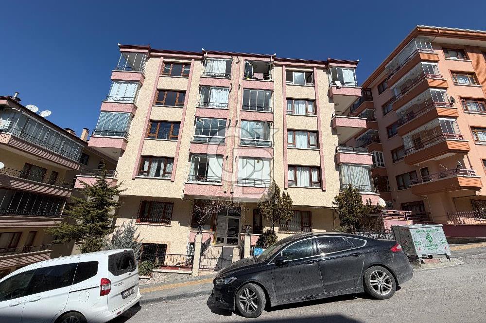 Öveçler’de satılık 3+1 daire