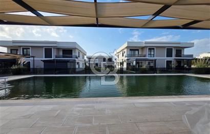 Ayvalık Altınova'da Deniz Manzaralı 1+1 Eşyalı Kiralık Daire