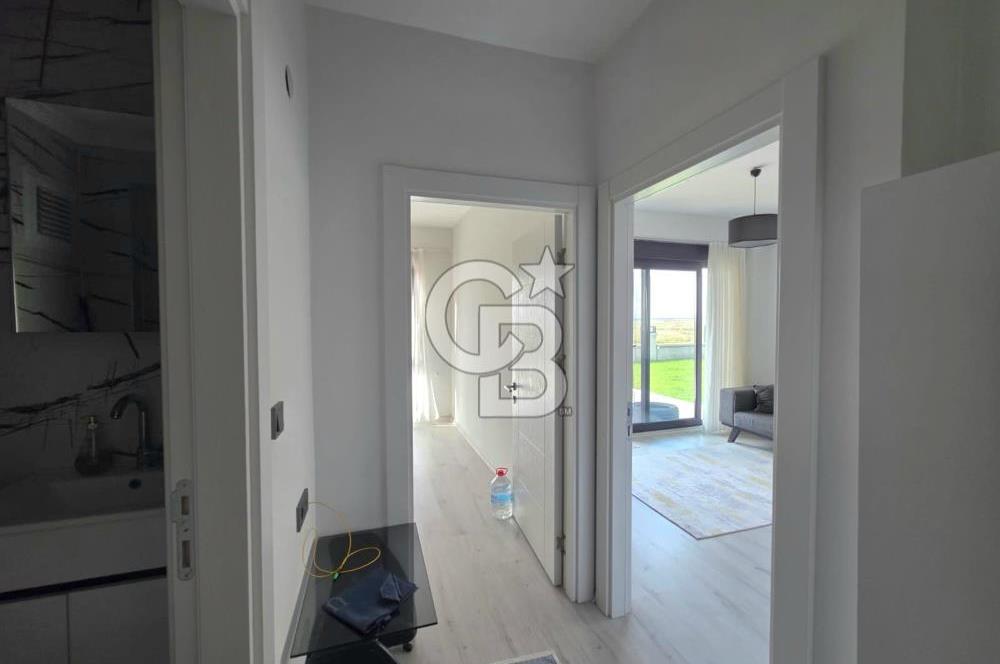 Ayvalık Altınova'da Deniz Manzaralı 1+1 Eşyalı Kiralık Daire