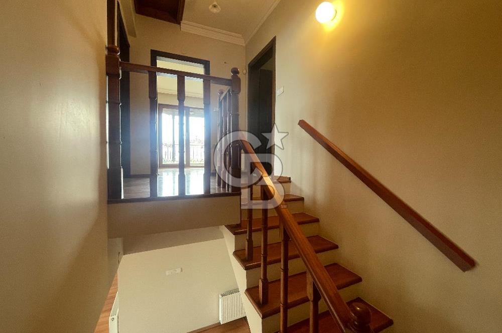 DEĞİRMENDERE TOPÇULAR'DA DENİZ MANZARALI SATILIK TRİPLEKS VİLLA