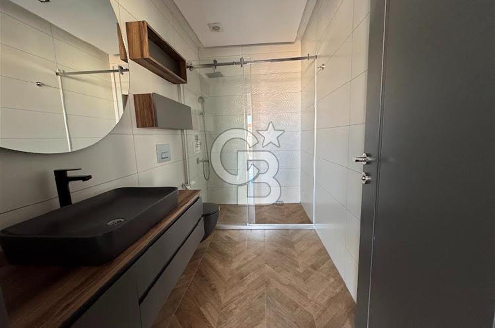 ALEXANDER DUBÇEK CADDESİNDE 4+2 ULTRA LÜKS SATILIK DUBLEKS DAİRE