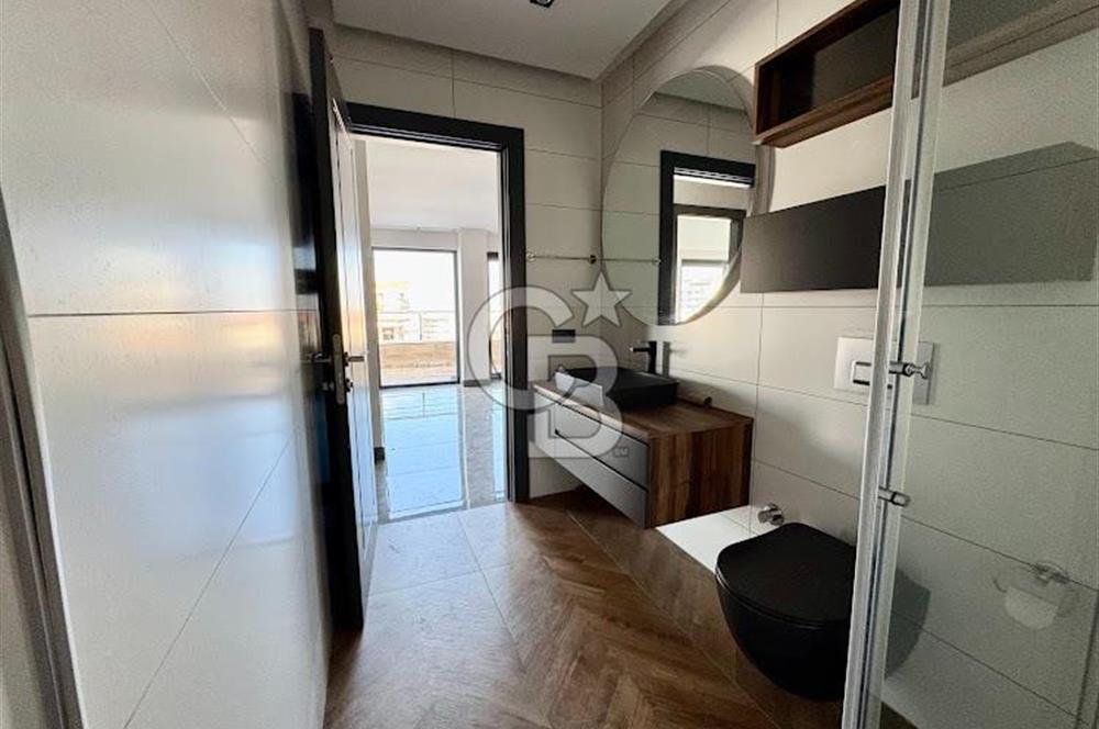 ALEXANDER DUBÇEK CADDESİNDE 4+2 ULTRA LÜKS SATILIK DUBLEKS DAİRE