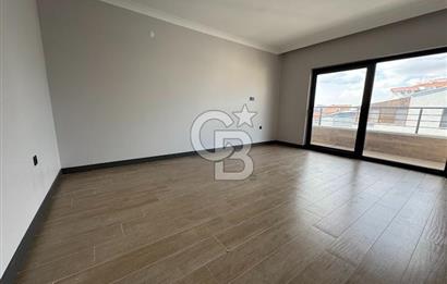 ALEXANDER DUBÇEK CADDESİNDE 4+2 ULTRA LÜKS SATILIK DUBLEKS DAİRE