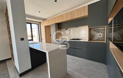 ALEXANDER DUBÇEK CADDESİNDE 4+2 ULTRA LÜKS SATILIK DUBLEKS DAİRE