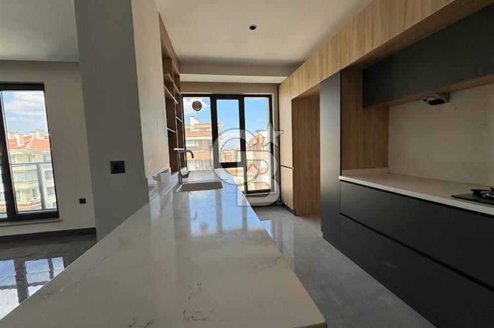 ALEXANDER DUBÇEK CADDESİNDE 4+2 ULTRA LÜKS SATILIK DUBLEKS DAİRE