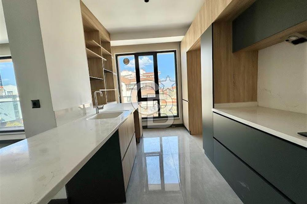 ALEXANDER DUBÇEK CADDESİNDE 4+2 ULTRA LÜKS SATILIK DUBLEKS DAİRE