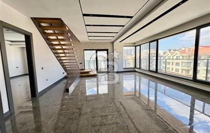 ALEXANDER DUBÇEK CADDESİNDE 4+2 ULTRA LÜKS SATILIK DUBLEKS DAİRE