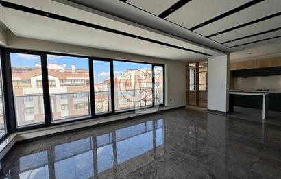 ALEXANDER DUBÇEK CADDESİNDE 4+2 ULTRA LÜKS SATILIK DUBLEKS DAİRE