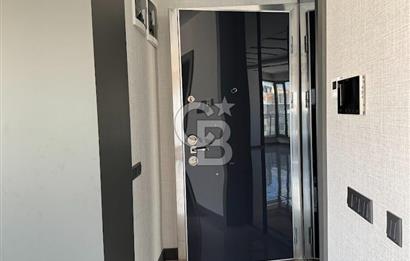 ALEXANDER DUBÇEK CADDESİNDE 4+2 ULTRA LÜKS SATILIK DUBLEKS DAİRE