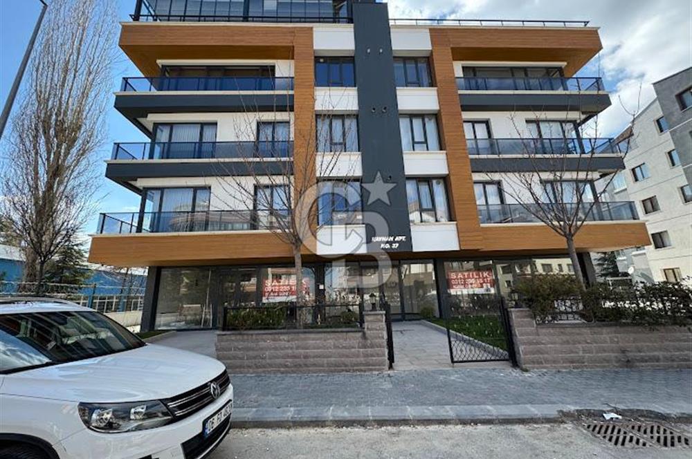 ALEXANDER DUBÇEK CADDESİNDE 4+2 ULTRA LÜKS SATILIK DUBLEKS DAİRE