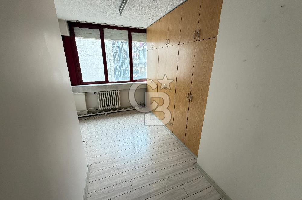 Cumhuriyet mah. ‘De satılık ofis