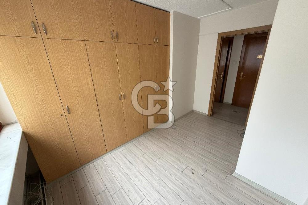 Cumhuriyet mah. ‘De satılık ofis