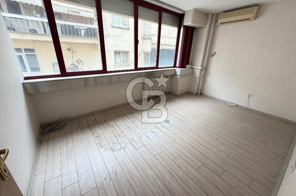 Cumhuriyet mah. ‘De satılık ofis