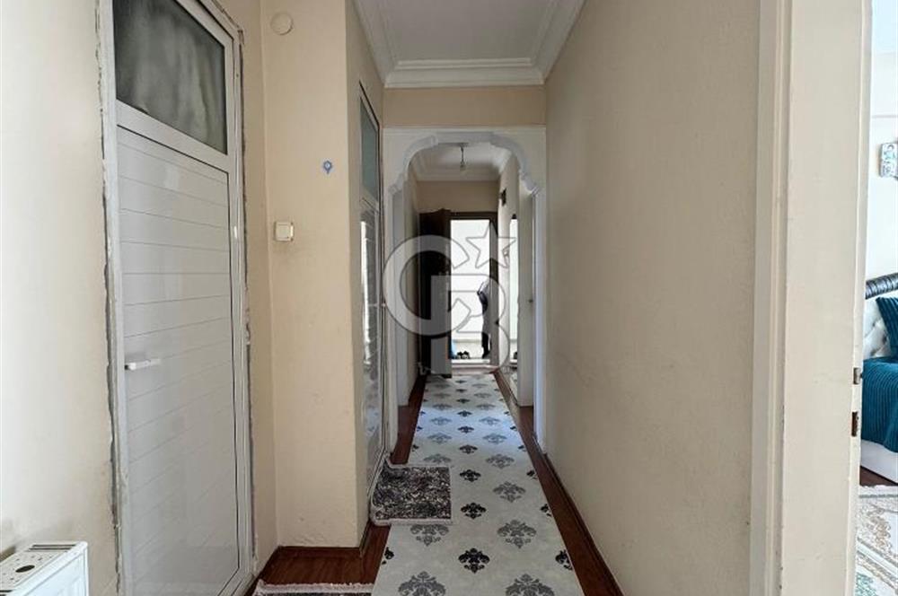 Karabağlar Yunus Emre Mah Cadde Üzeri 117 m2 2+1 Daire