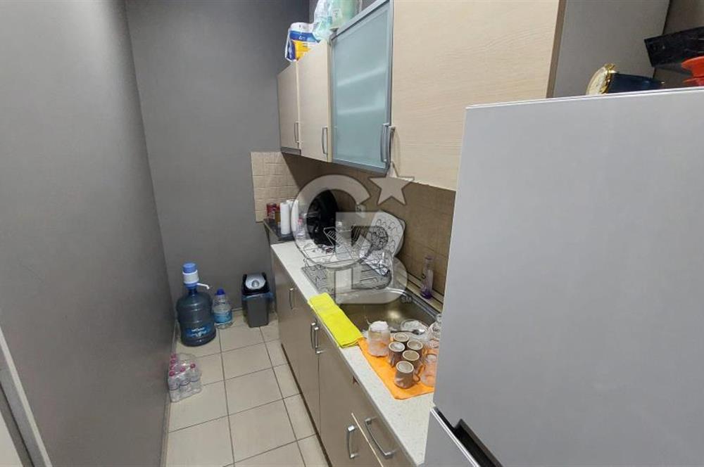 İSTOÇ C PLAZA’DA 2+1 SATILIK OFİS