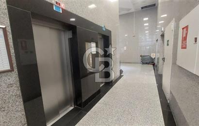 İSTOÇ C PLAZA’DA 2+1 SATILIK OFİS