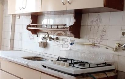 KARŞIYAKA ÇARŞI İÇİNDE 2+1 KLASİK 80 m2 ARAKAT DAİRE