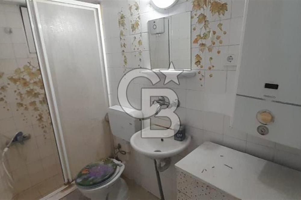 KARŞIYAKA ÇARŞI İÇİNDE 2+1 KLASİK 80 m2 ARAKAT DAİRE
