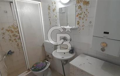 KARŞIYAKA ÇARŞI İÇİNDE 2+1 KLASİK 80 m2 ARAKAT DAİRE
