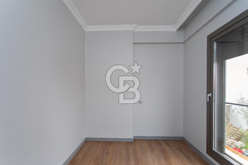 Foça Kazım Dirik Mah.Satılık 2+1 Bahçeli Dubleks