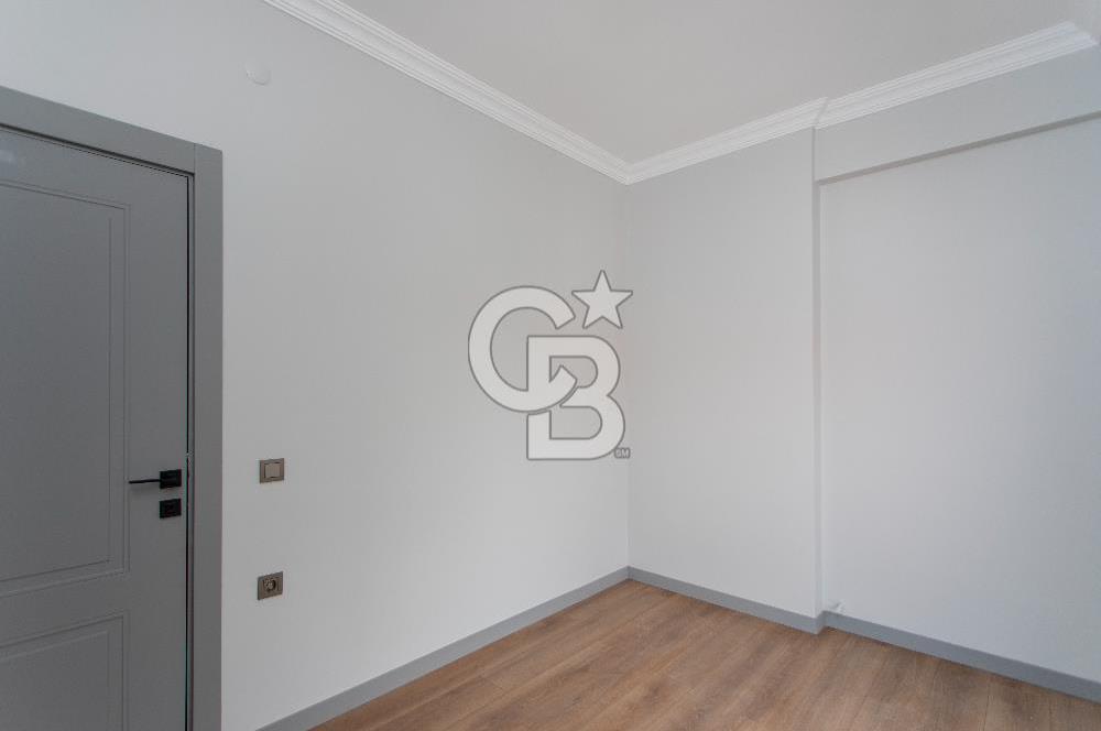 Foça Kazım Dirik Mah.Satılık 2+1 Bahçeli Dubleks