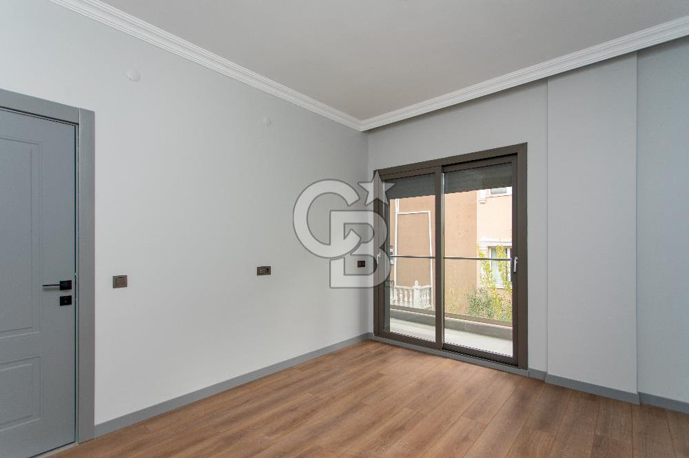 Foça Kazım Dirik Mah.Satılık 2+1 Bahçeli Dubleks