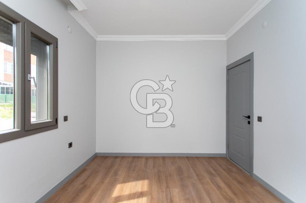 Foça Kazım Dirik Mah.Satılık 2+1 Bahçeli Dubleks