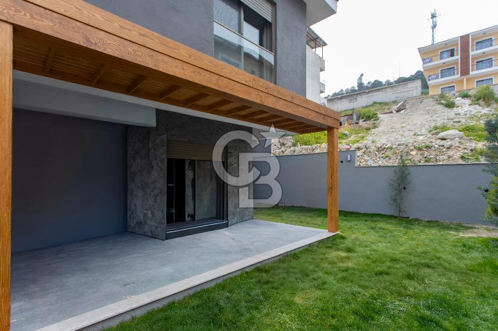 Foça Kazım Dirik Mah.Satılık 2+1 Bahçeli Dubleks