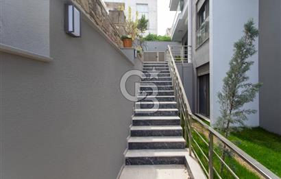 Foça Kazım Dirik Mah.Satılık 2+1 Bahçeli Dubleks