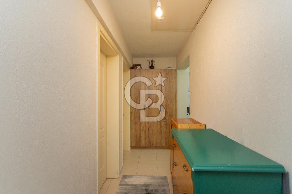 Foça Yenibağarası'nda Satılık Müstakil Ev ve Arsası