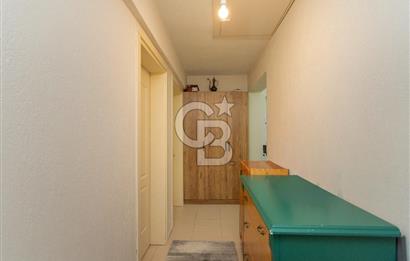 Foça Yenibağarası'nda Satılık Müstakil Ev ve Arsası