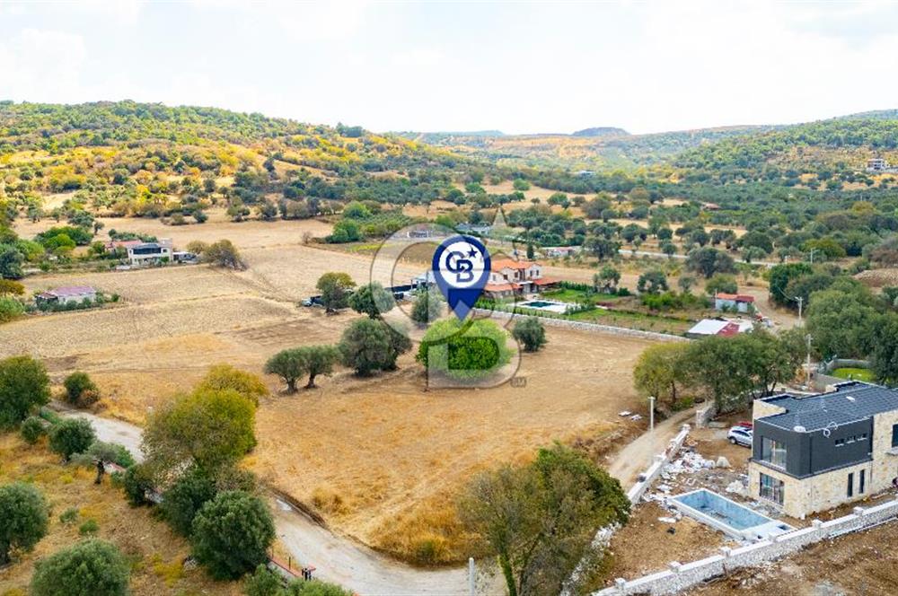 Foça Kozbeyli'de Satılık Tarla