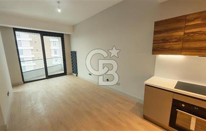 Evora İzmir Balkonlu Kısmi Deniz Manzaralı Kiralık 1+1 Daire