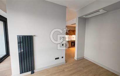 Evora İzmir Balkonlu Kısmi Deniz Manzaralı Kiralık 1+1 Daire