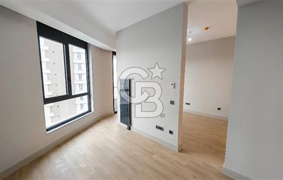 Evora İzmir Balkonlu Kısmi Deniz Manzaralı Kiralık 1+1 Daire