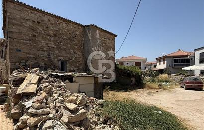 Çeşme Çiftlikköyde 520 m² Arsada Satılık Taş Konak 