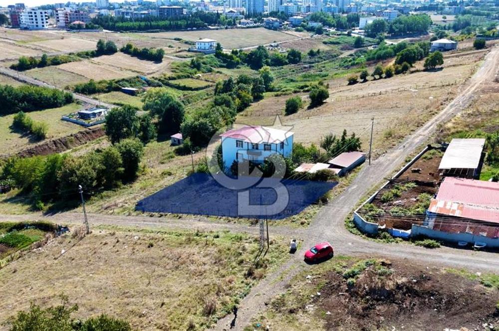 ATAKUM BÜYÜKOYUMCA'DA AZİZ IŞIK BULVARINDA KAT KARŞILIĞI ARSA