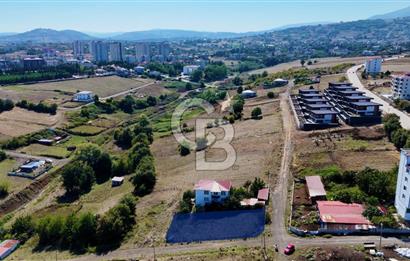 ATAKUM BÜYÜKOYUMCA'DA AZİZ IŞIK BULVARINDA KAT KARŞILIĞI ARSA