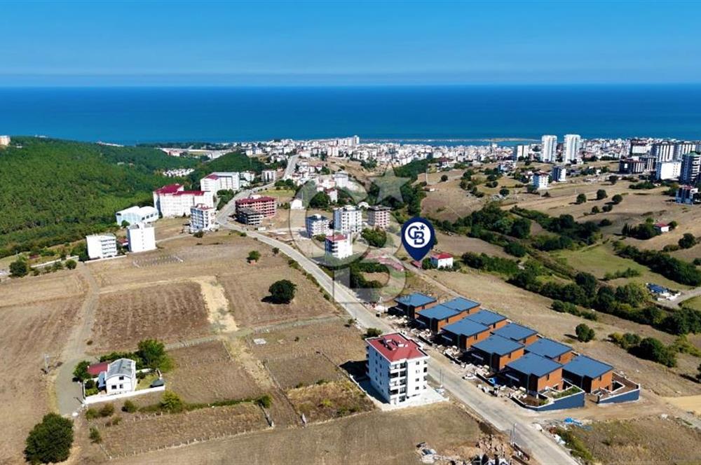 ATAKUM BÜYÜKOYUMCA'DA AZİZ IŞIK BULVARINDA KAT KARŞILIĞI ARSA