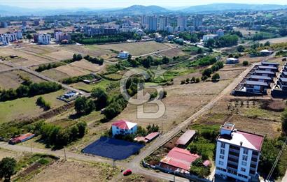 ATAKUM BÜYÜKOYUMCA'DA AZİZ IŞIK BULVARINDA KAT KARŞILIĞI ARSA