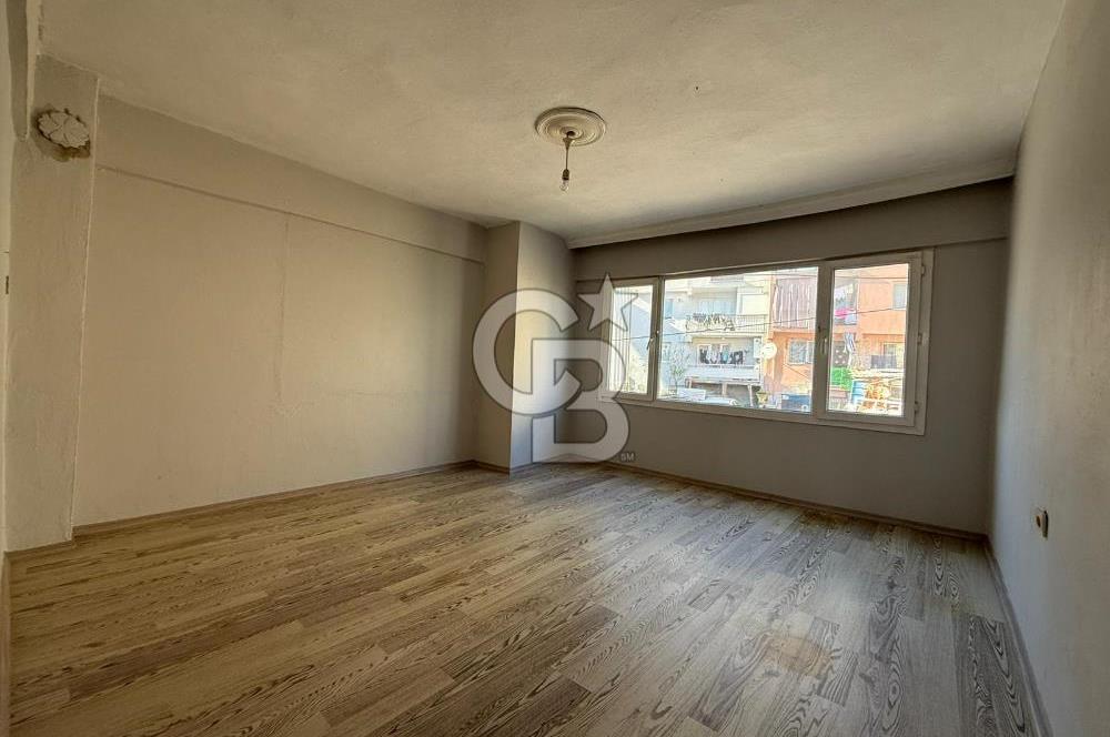 Karabağlar Yunus Emre'de 2+1 Satılık Daire